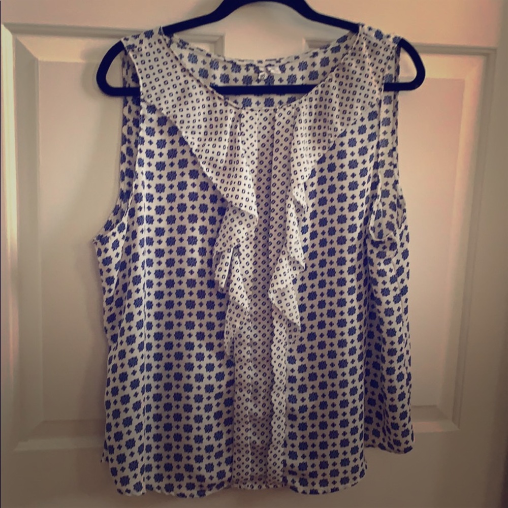 Sleeveless blouse